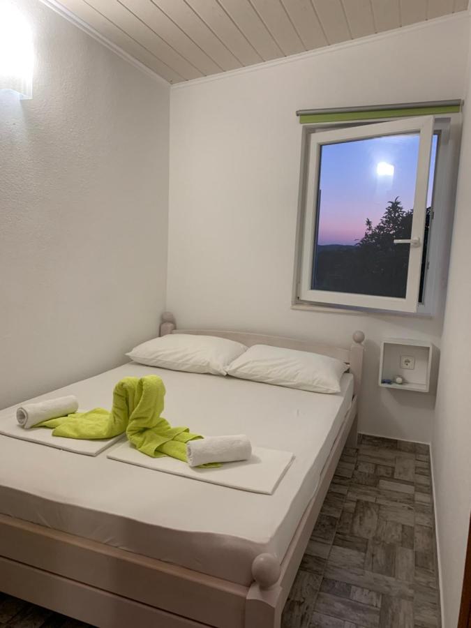 Studio Apartment Simi 特罗吉尔 外观 照片